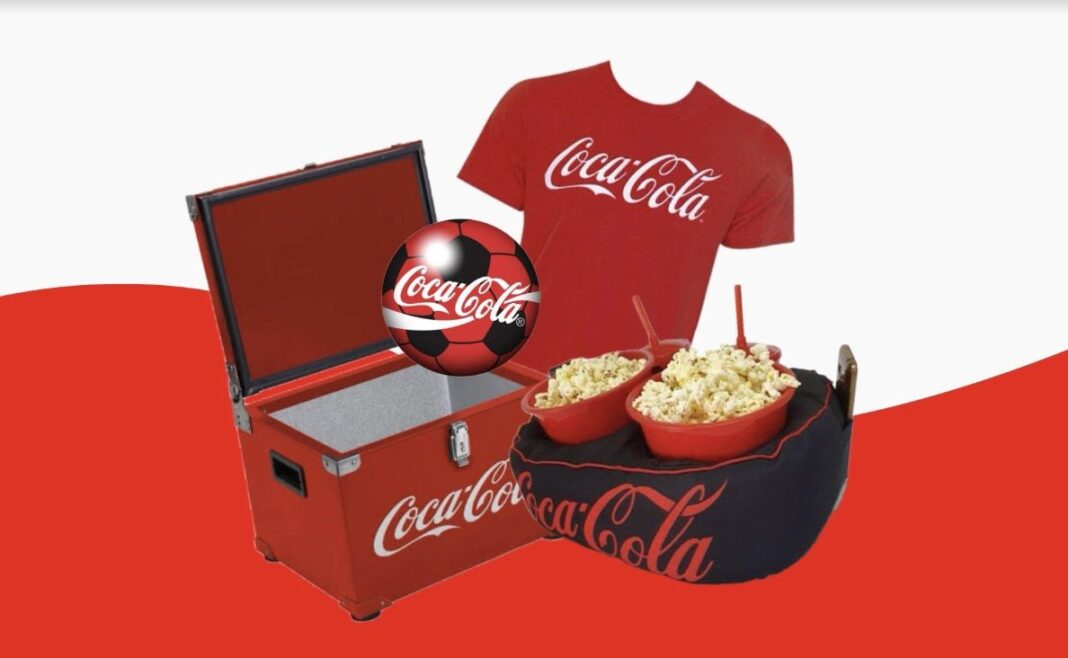 Promoção da Coca-Cola Distribui Kits de Brindes para Torcedores