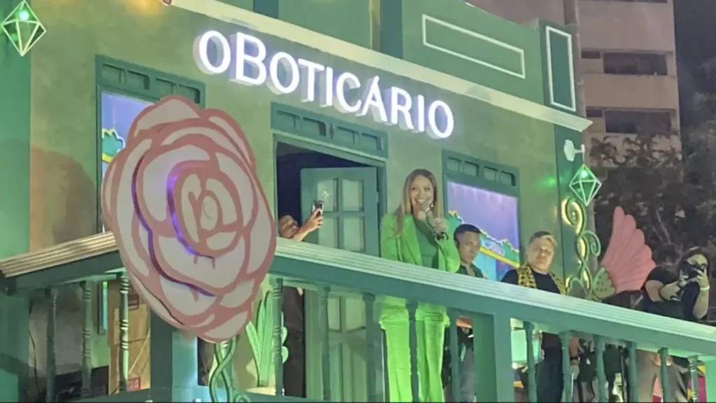 O Boticário lança Casa do Boti no São João de Caruaru com nova fragrância Liz, homenagem à mulher nordestina e brinde grátis nas compras online.