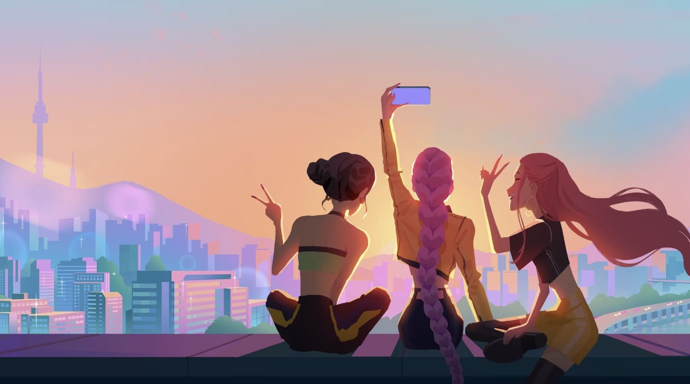 Aqui estão as opções de texto alternativo e descrição para esta nova imagem, que apresenta um tom mais calmo e atmosférico: Texto Alternativo (Alt Text) "Três jovens de costas sentadas no topo de um prédio, observando o pôr do sol sobre o horizonte de Seul. Uma delas levanta o celular para tirar uma selfie do grupo.