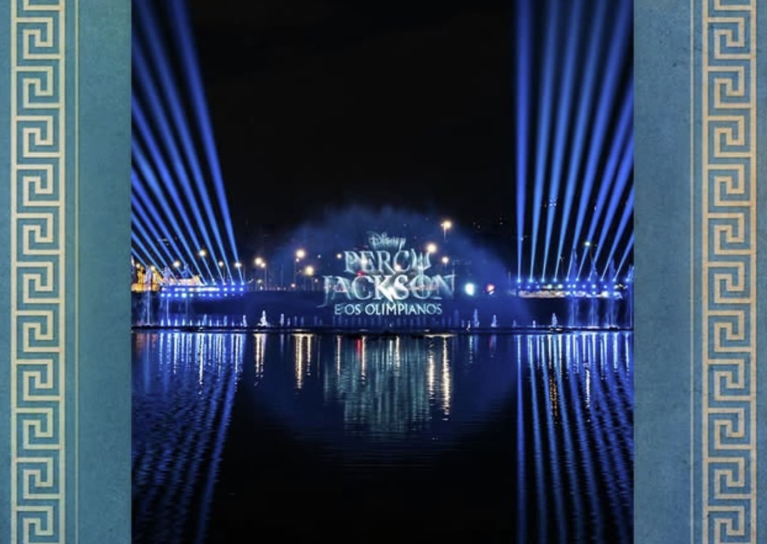 Show de luzes e projeção aquática no lago do Parque Ibirapuera para promover a série "Percy Jackson e os Olimpianos" da Disney.