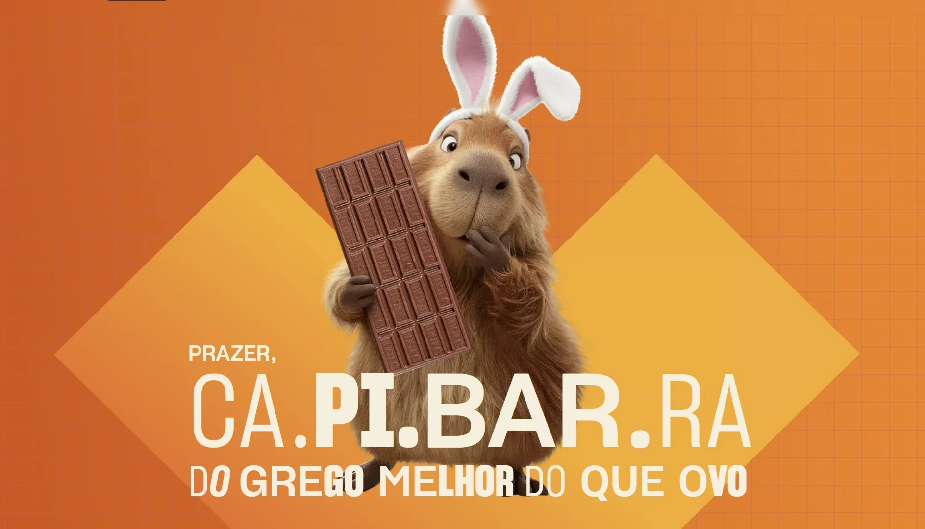Peça publicitária da Hershey's com uma capivara usando orelhas de coelho e segurando uma barra de chocolate. O texto diz: "Prazer, CA.PI.BAR.RA. Do grego melhor do que ovo".