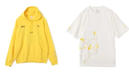Vista plana de um moletom com capuz amarelo vibrante PUMA x Pokémon ao lado de uma camiseta branca de manga curta PUMA x Pokémon com um gráfico de Pikachu.