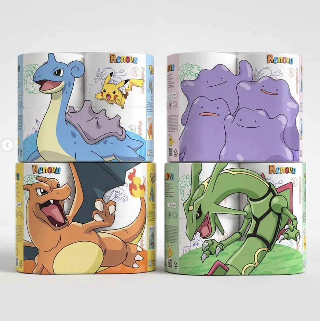 Duas pilhas de quatro pacotes de papel higiênico da marca Renova, cada um com uma ilustração grande e vibrante de um Pokémon: Lapras, Ditto, Charizard e Rayquaza, em um fundo cinza claro.