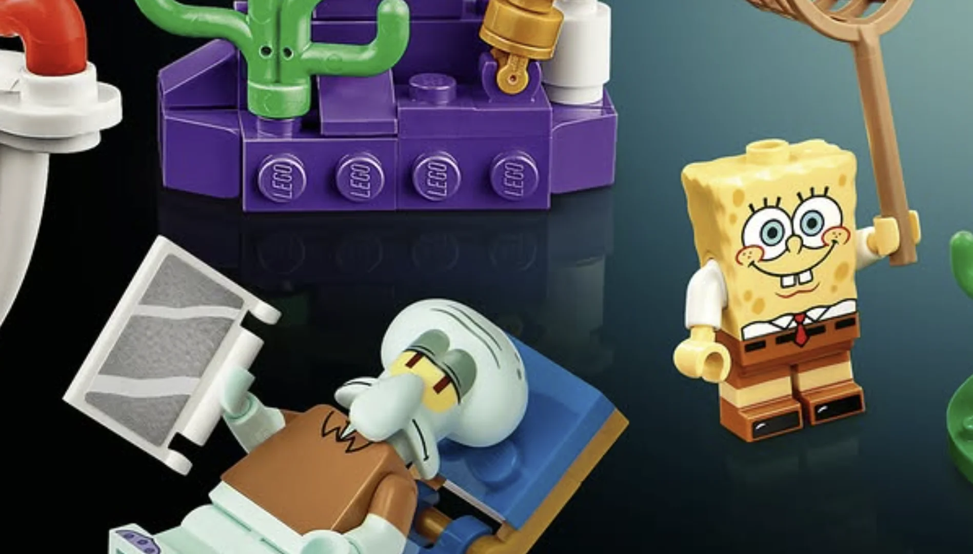 Minifiguras LEGO de Lula Molusco e Bob Esponja com acessórios inspirados na animação.