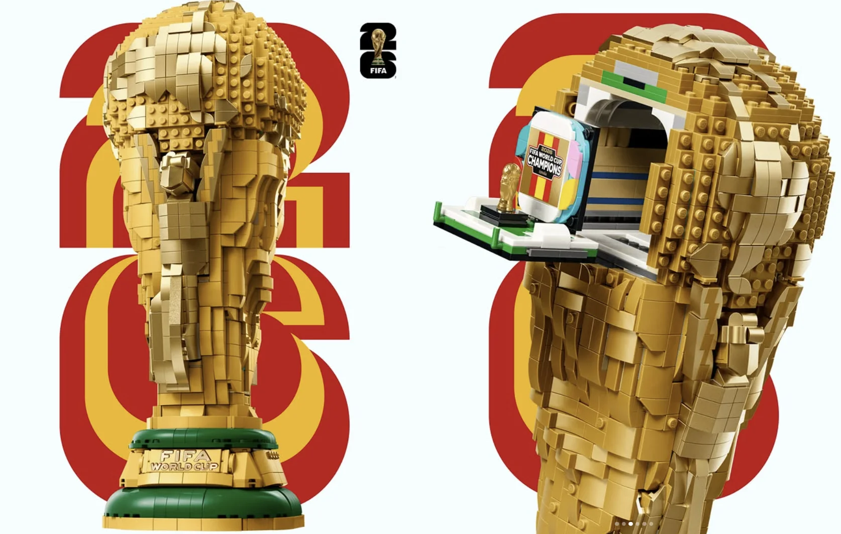 Réplica em LEGO do Troféu da Copa do Mundo FIFA 2026 com compartimento interno aberto exibindo mini troféu e elemento comemorativo da Espanha.