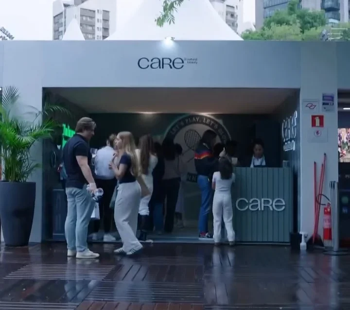 Espaço da CARE no SP Open com visitantes