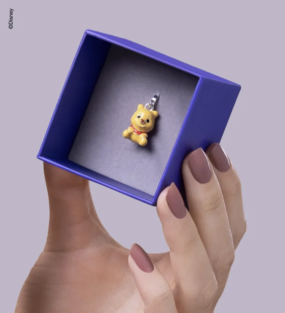 Berloque 3D do Ursinho Pooh em caixa de joia.