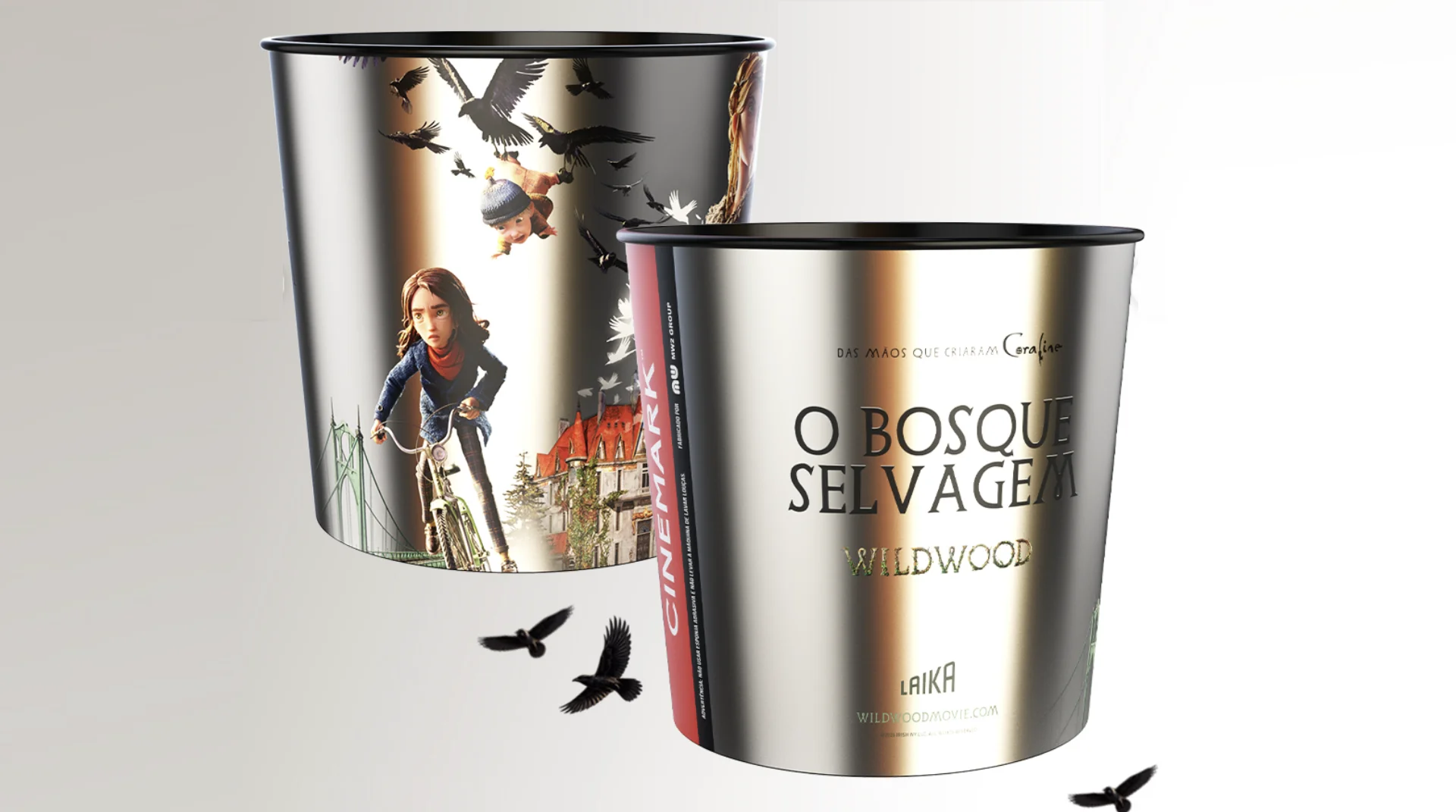 Balde colecionável de O Bosque Selvagem da Cinemark com acabamento metálico, exibindo frente e verso.