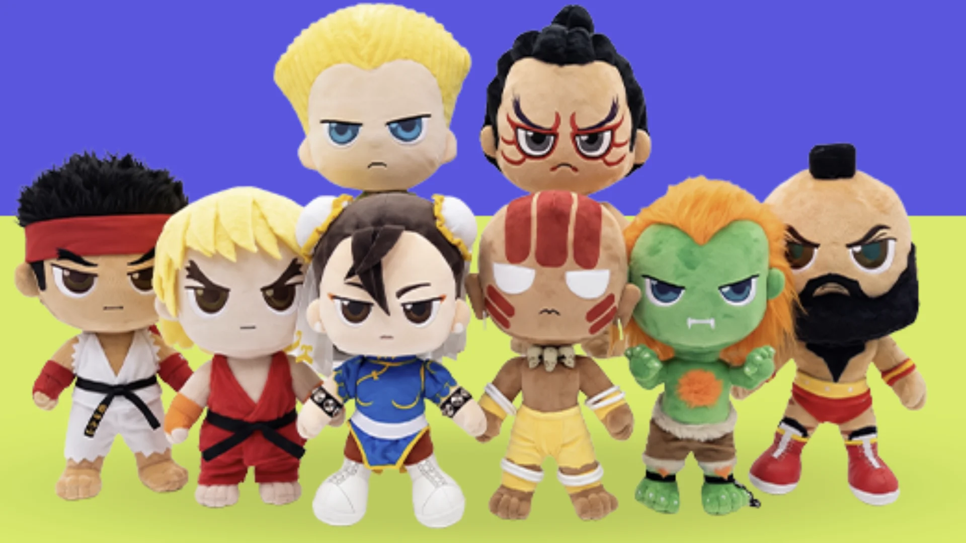 Oito pelúcias de Street Fighter da Plush For You, incluindo Ryu, Ken, Chun-Li, Guile e Blanka.