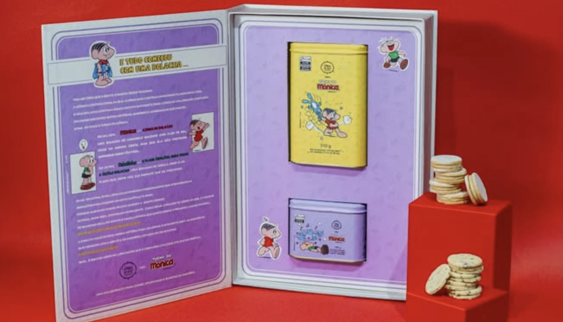 Caixa especial da Dona do Doce com latas de bolachinhas da Turma da Mônica e do Cebolinha.