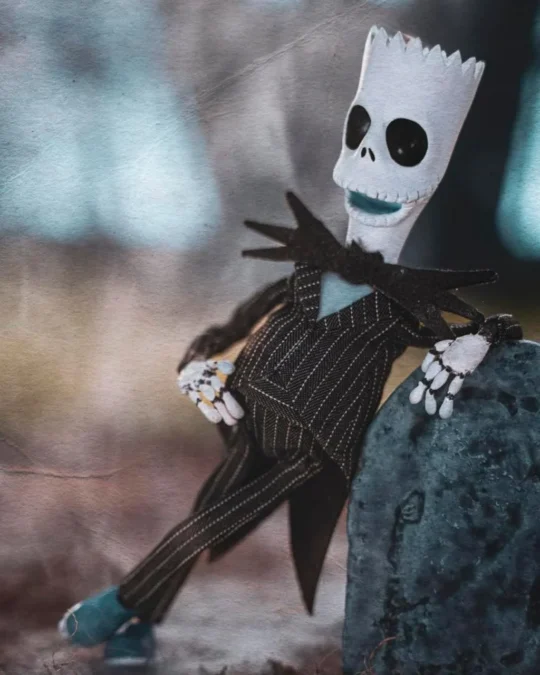 Bart Simpson aparece como Jack Skellington no especial de Halloween dos Simpsons.